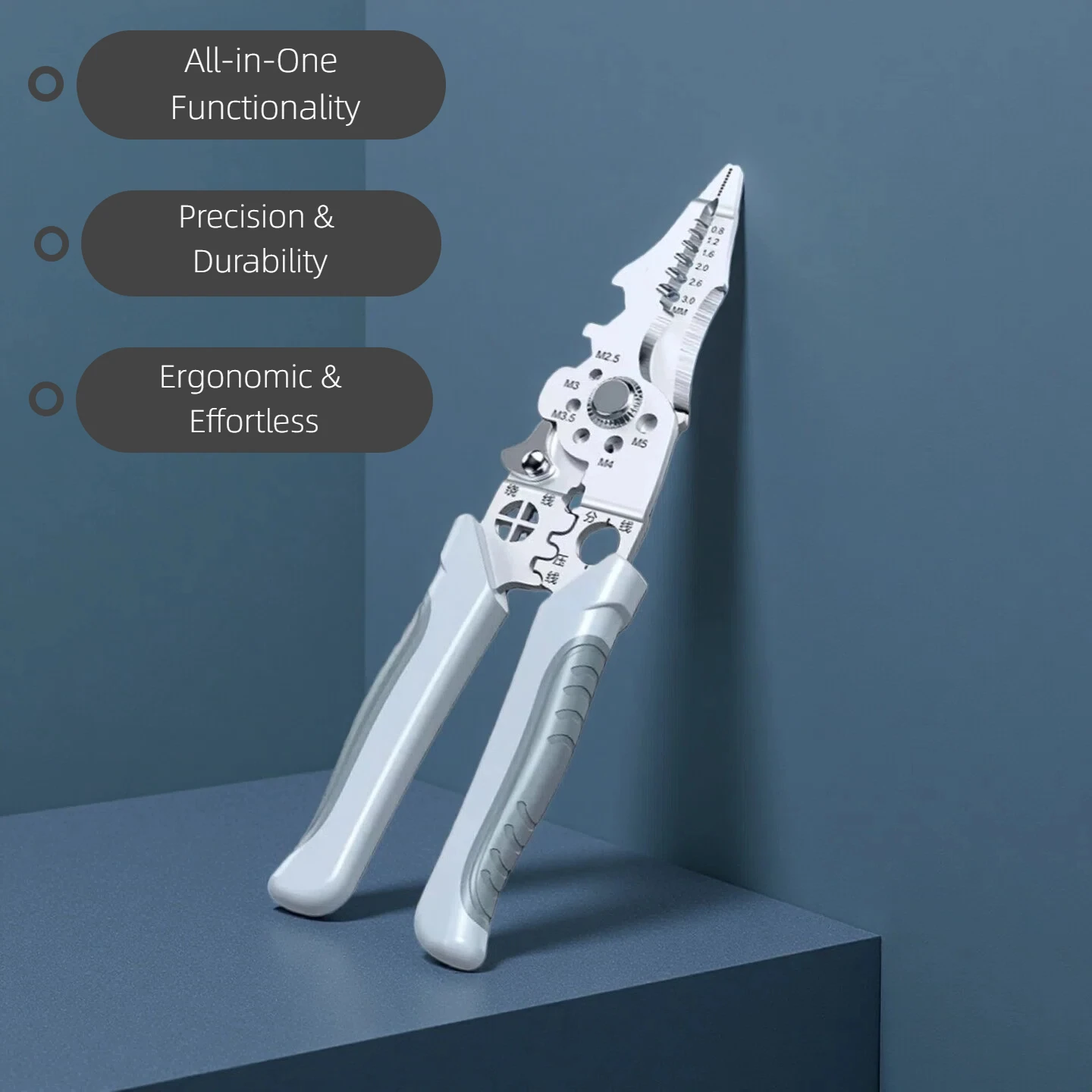 Compact and portable This high precision mini portable scale comes with a high definition digital jewelry scale display