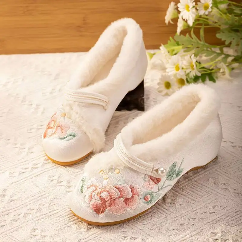 2024 Winter Women's Chinese Traditional Flat Sole Embroidered Cotton Shoes Soft Sole Shallow Slip On Plush Warm Retro Shoes