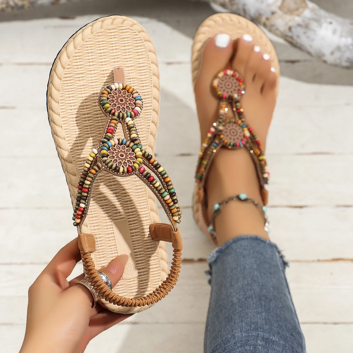 Ladies retro casual Roman flat non-slip fashion beaded family style