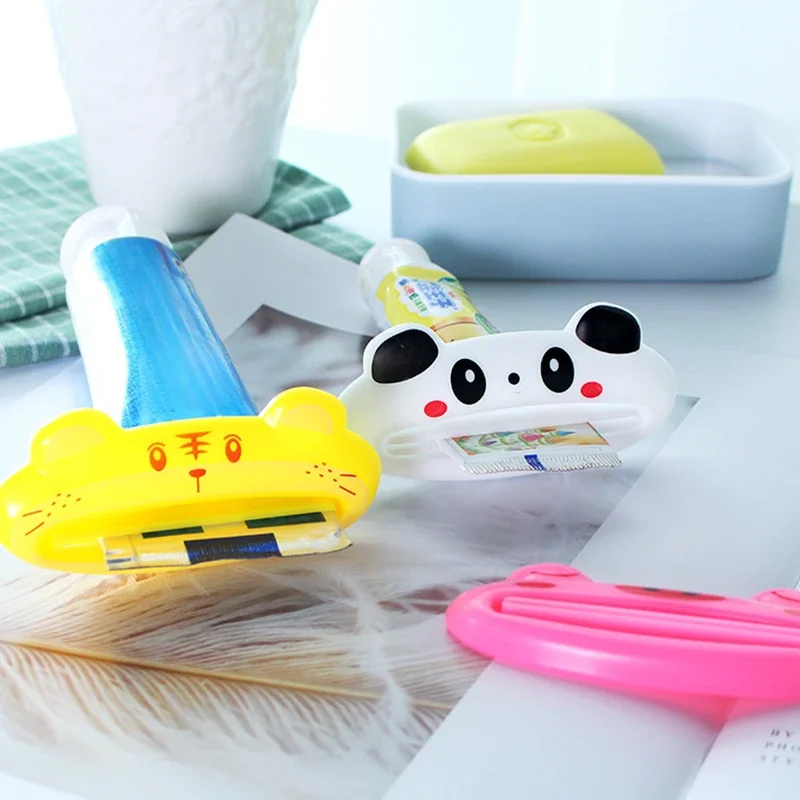 1PC Toothpaste Squeezer Creative Cartoon Animal Shaped Facial Cleanser Squeezer Kitchen Household Lazy Creative Little Tools