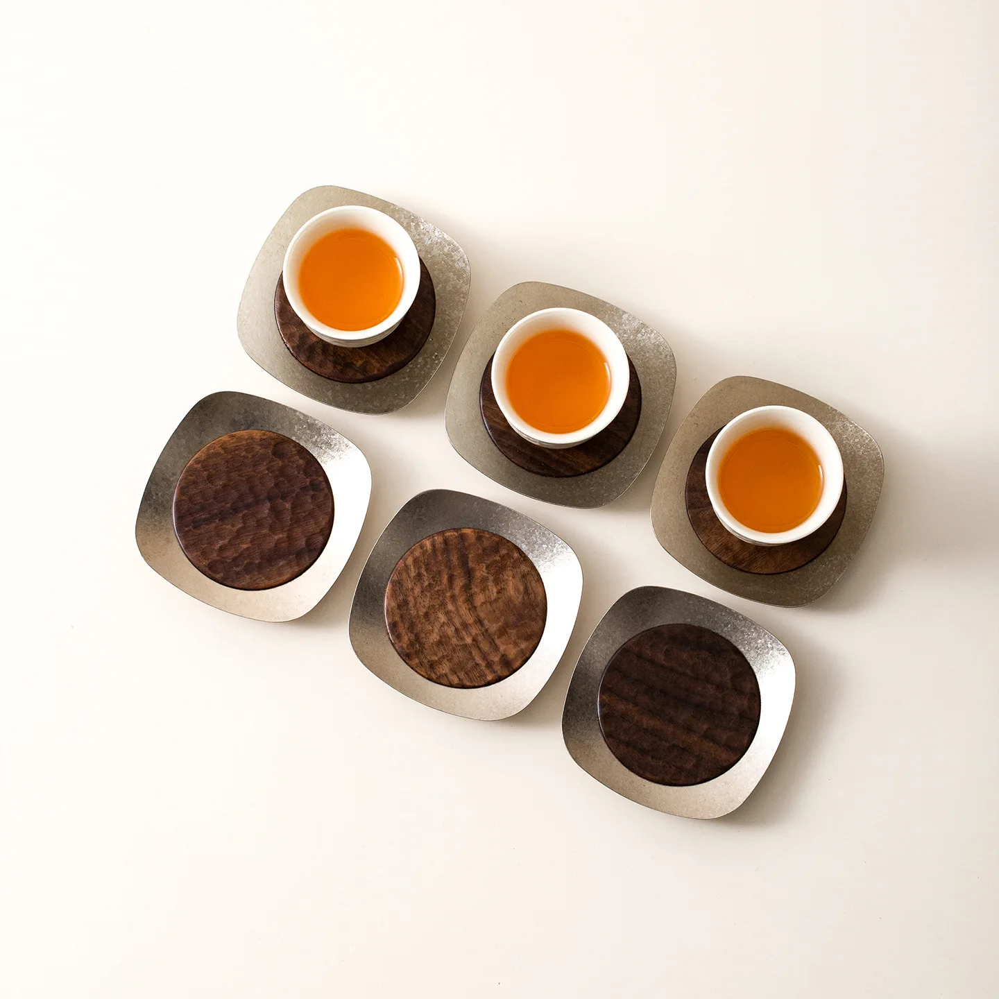 Set of 6 Titanium And Wooden Coasters  Cup Coasters Set Heat-proof Coaster Cups Mats Decor for Kitchen Bar Dining Table