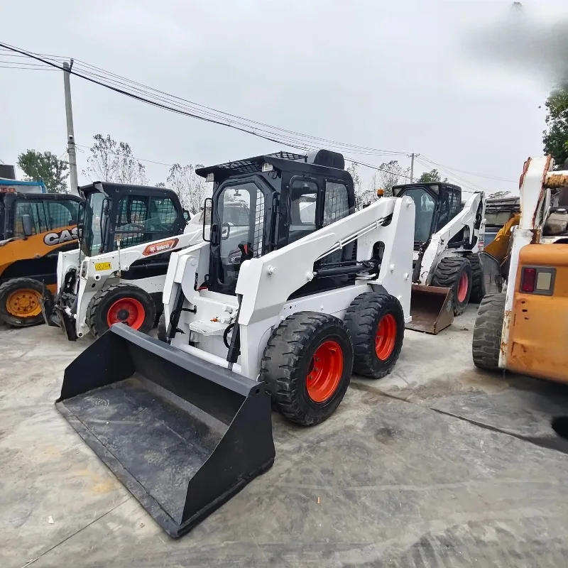 Mini Skid Steer Loader Compact Hydraulic Loader Construction Machinery Front Loader Material Handling Equipment Multi Purpose
