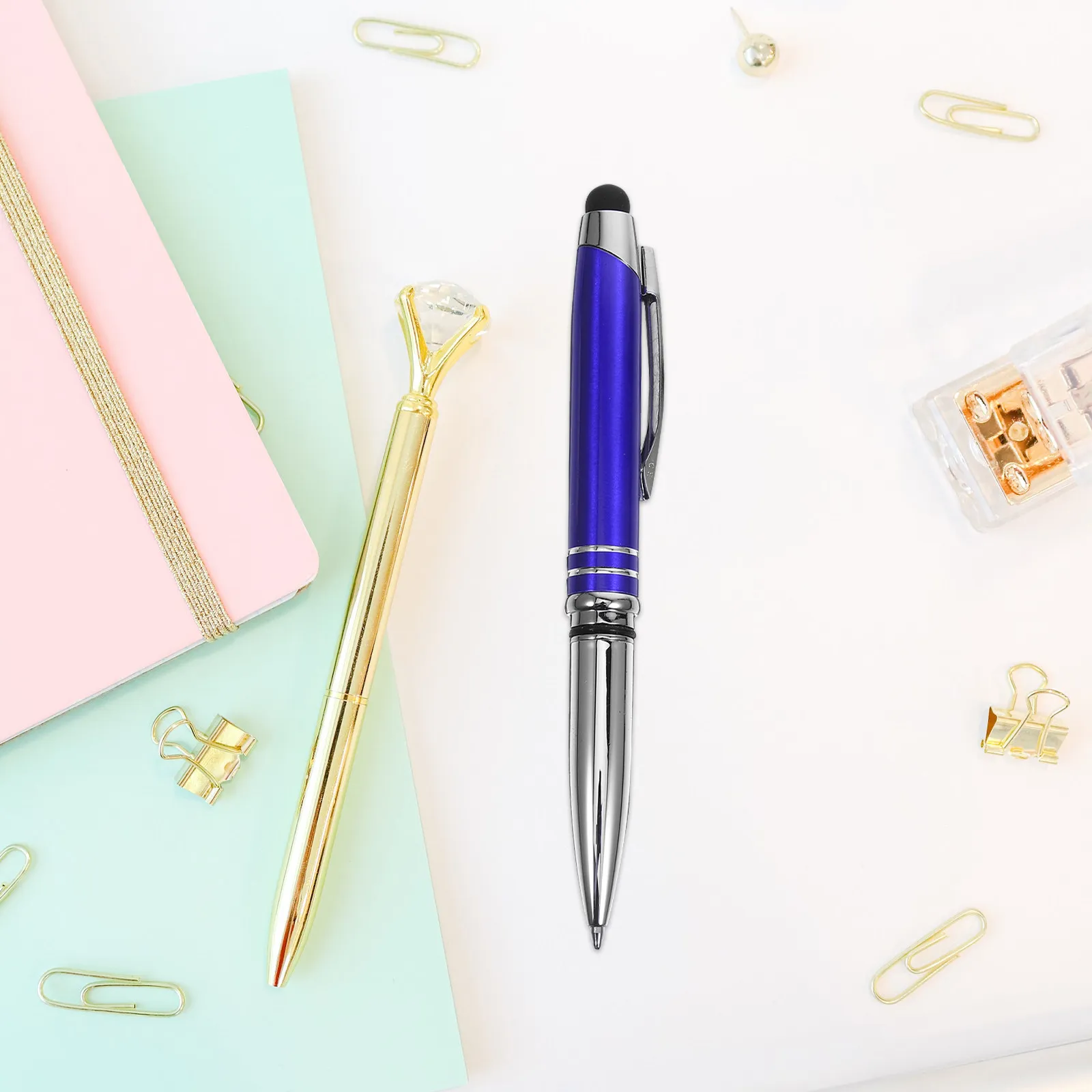 

Стилус-ручка 3-в-1 с LED-подсветкой, совместимый с сенсорными экранами, емкостный инструмент для письма для телефонов, планшетов, ноутбуков, офиса