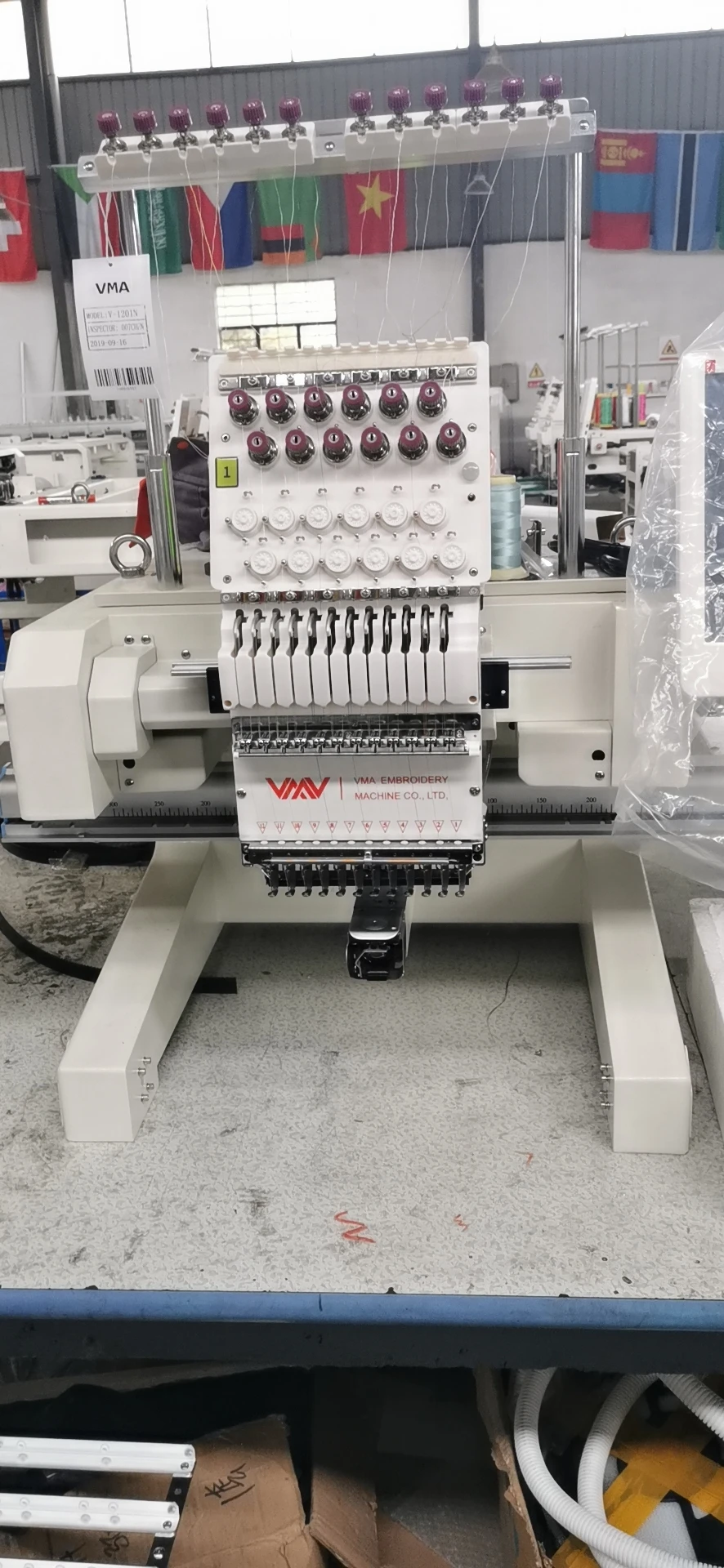 VMA V-1201N*600*400 12 Needles Single Head Embroidery Machine Device 1200rpm With 10 Inch Touch Screen