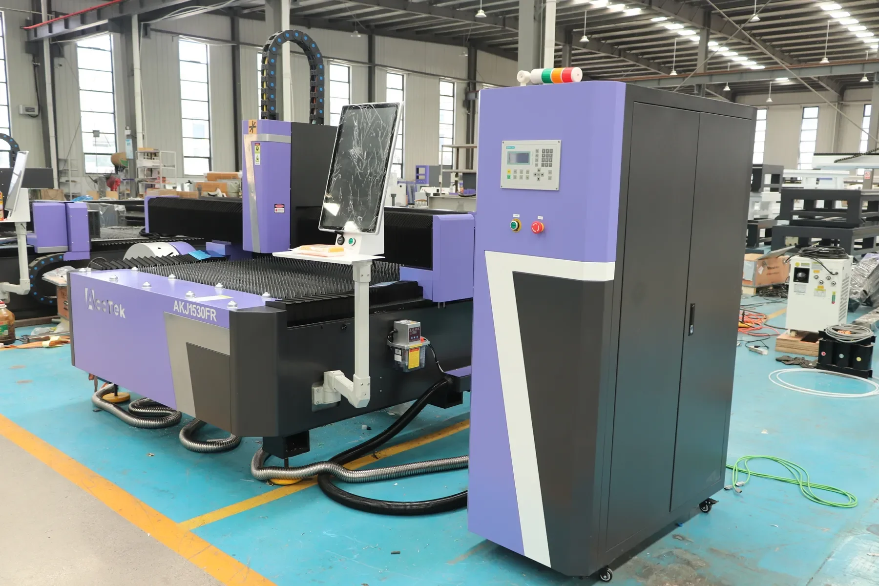 Machine de découpe laser automatique pour tubes métalliques, traitement de précision, fibre 3D, 3000W