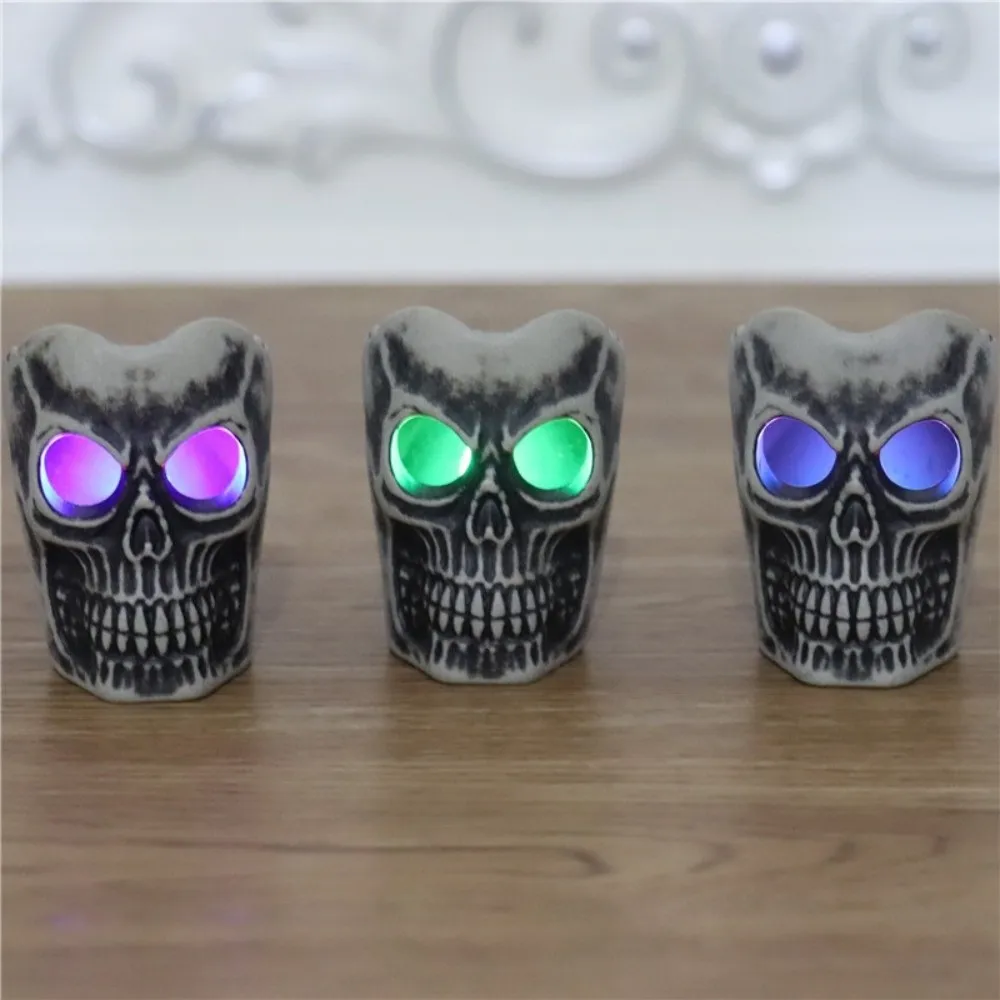 

Electronic Skull Lamp with Gradient Color Glowing Colorful Skull LED Light Festival Reusable Luminous Halloween Decoration Bar