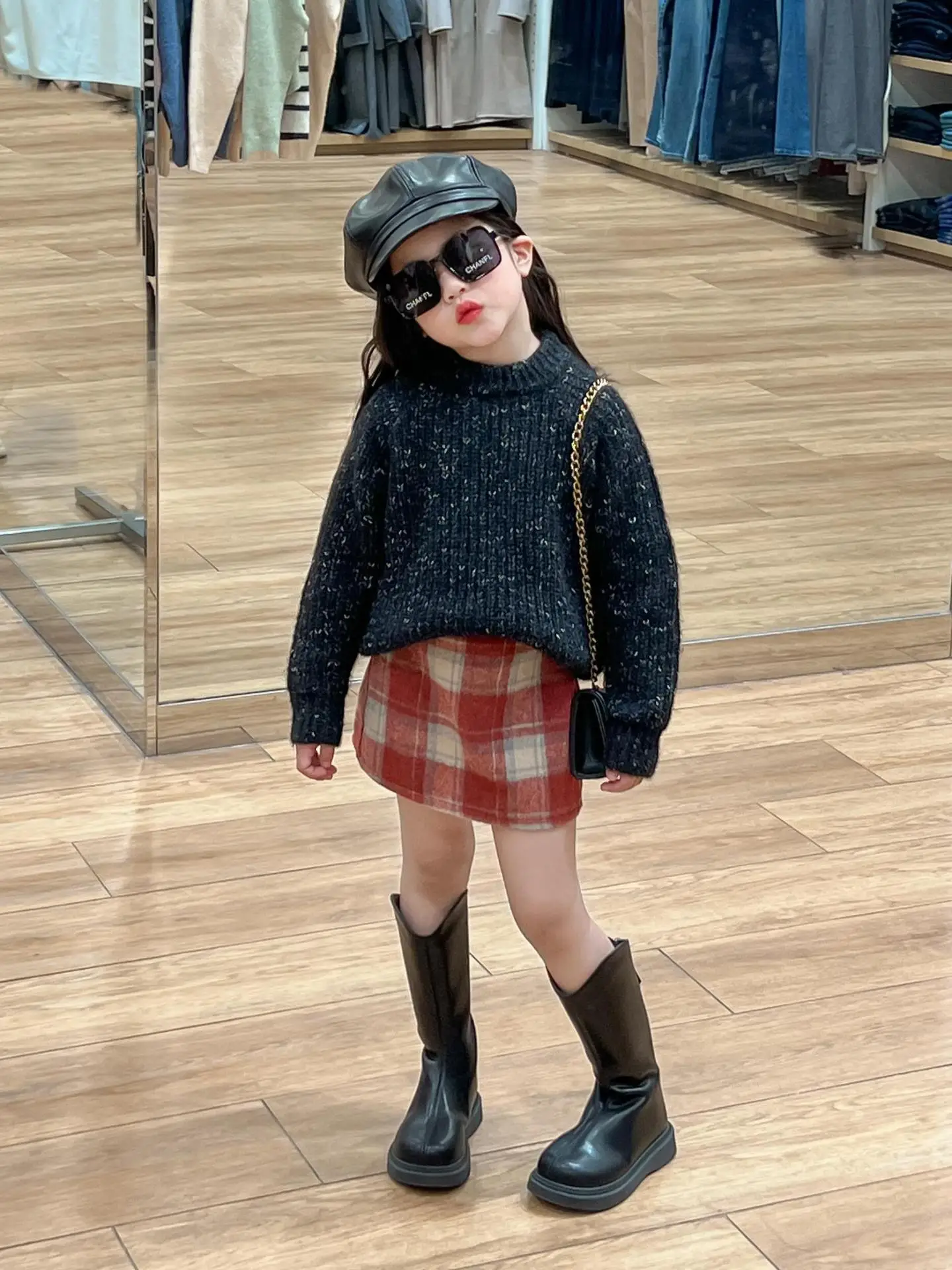 Baby Girl Autumn and Winter New Style Temperament Fashion and Warm Sweater Sparkling Kids Outwear Clothes