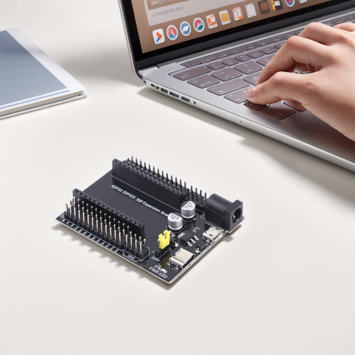 ESP32 درع لوح تمديد DC6V-12V لوحة تطوير الطاقة منخفضة للغاية ثنائي النواة لوح تمديد للممارسات المبتكرة اليومية