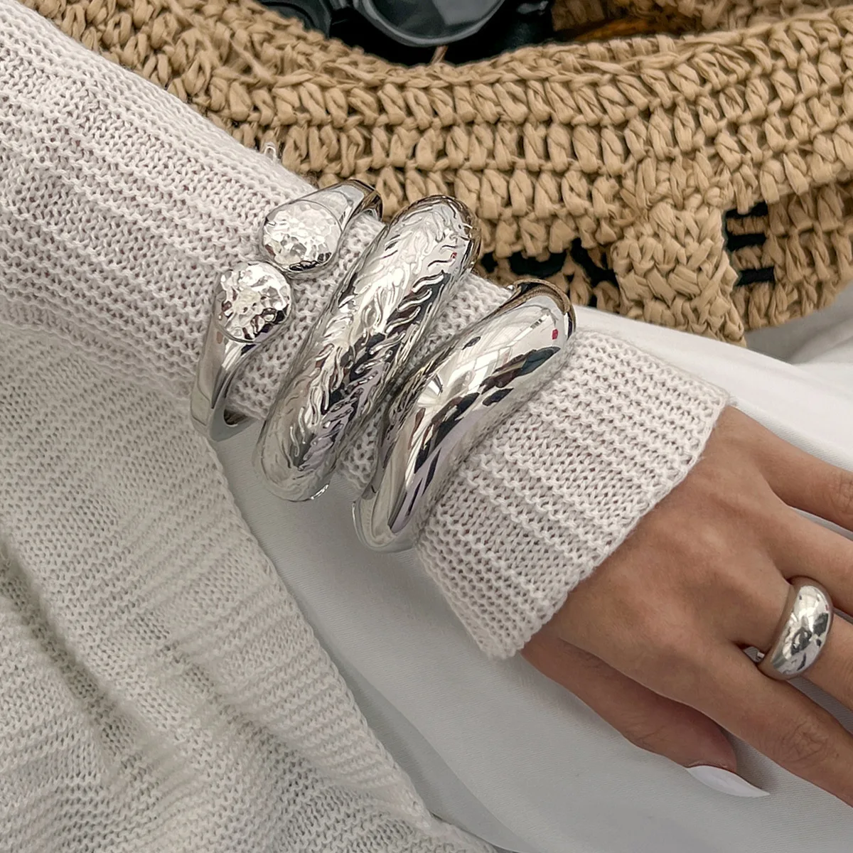 ins Wind Irregular Metal Smooth Bracelet Bracelet Design Water Corrugated Spring Bracelet