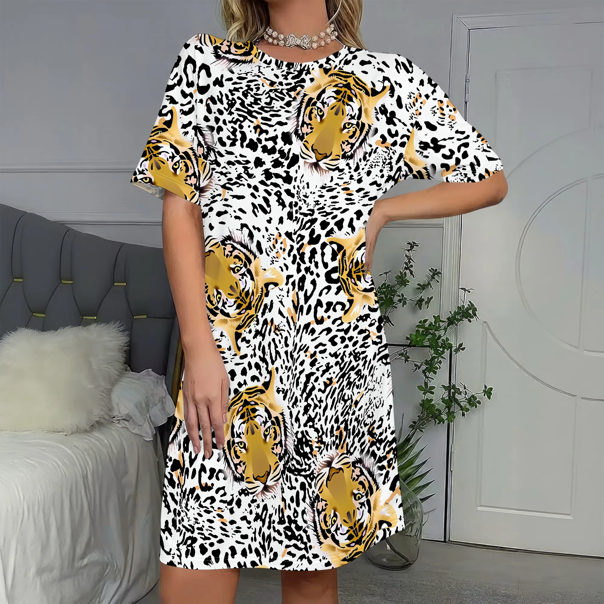 

Bold Tiger Print, Short Sleeve Dress, Leopard Pattern Shift, Casual A-Line Tunic, Beach Party Wear, S-2XL
