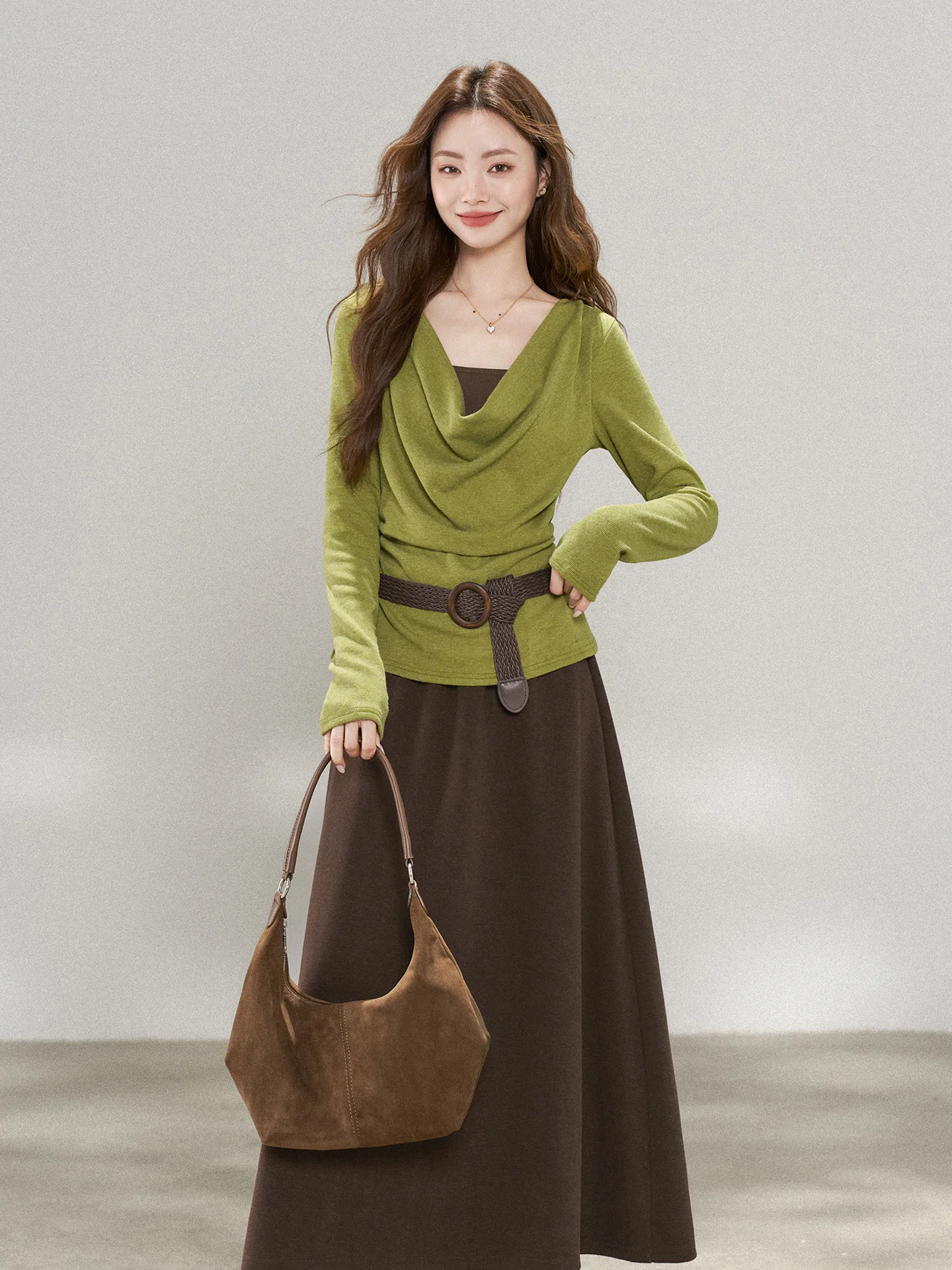 

Корейский модный комплект для ранней весны: топ и юбка, комплект из двух предметов