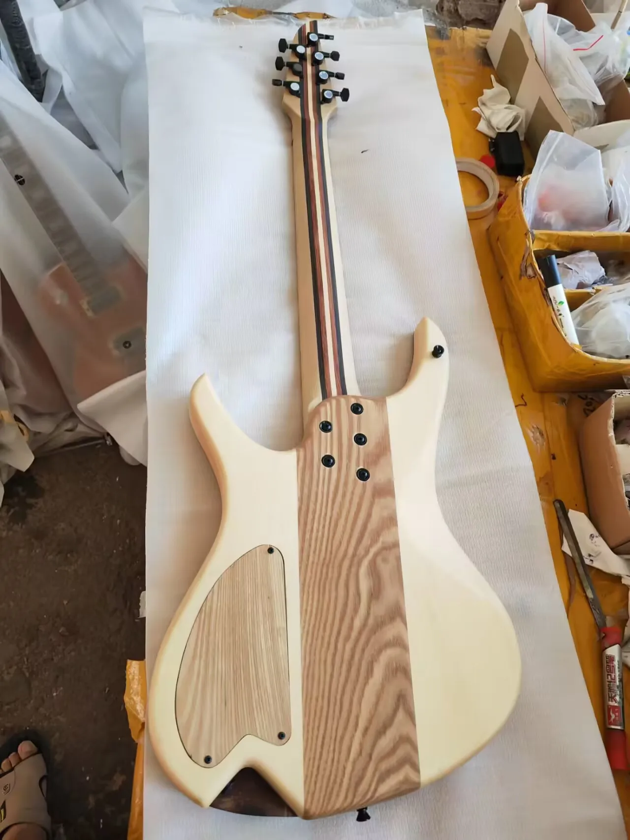 Hand Made 7 String Electric Guitar Bass Alder Body Alnico V Humbucker Pickups 24 Frets Factory Outlet China Guitars