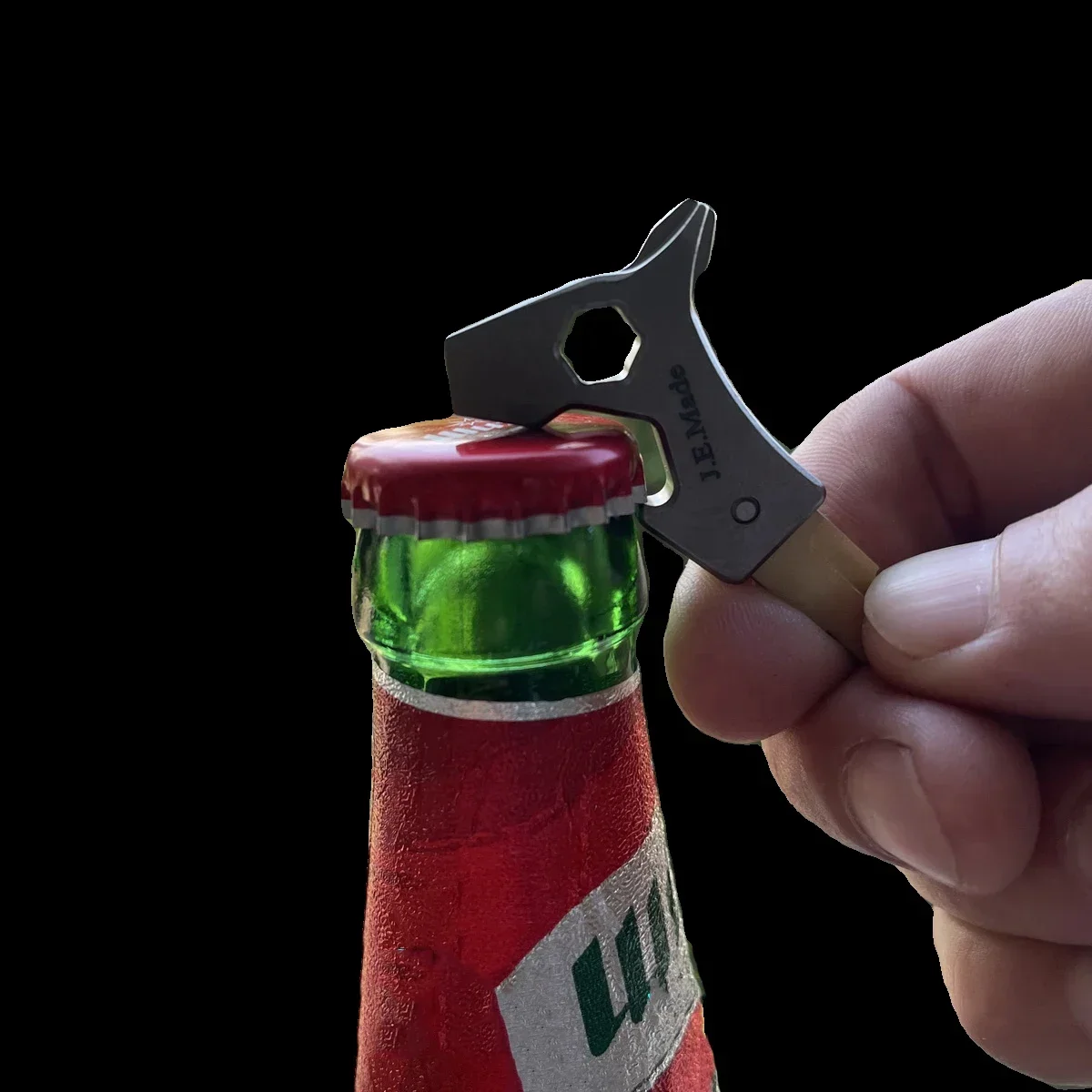 NEW Outdoor EDC Multifunctional Key Brass Key Tool Bottle Opener Screwdriver Tools