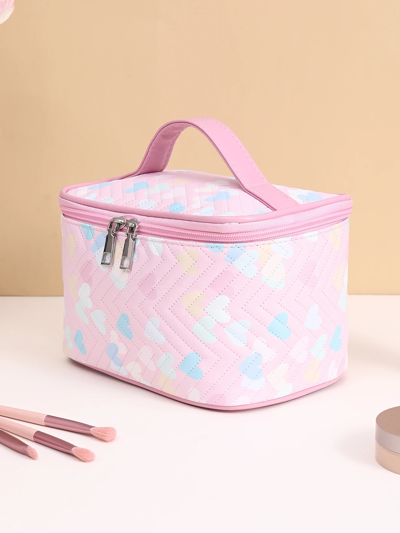 Multifunctional sewing heart makeup bag Convenient portable folding storage and toiletry bag