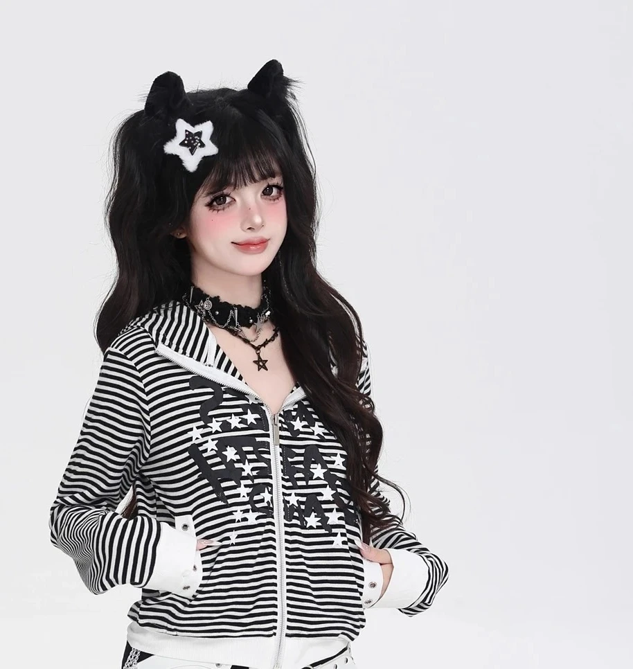 

Полосатая короткая толстовка на молнии для девочек, милая женская ранняя осень, новый универсальный кардиган с длинными рукавами и капюшоном, куртка