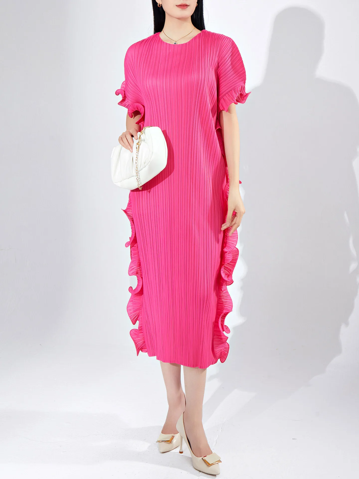 

Autumn Women's High-end Sense Dress Western Style Lace Pleated Midi Dress