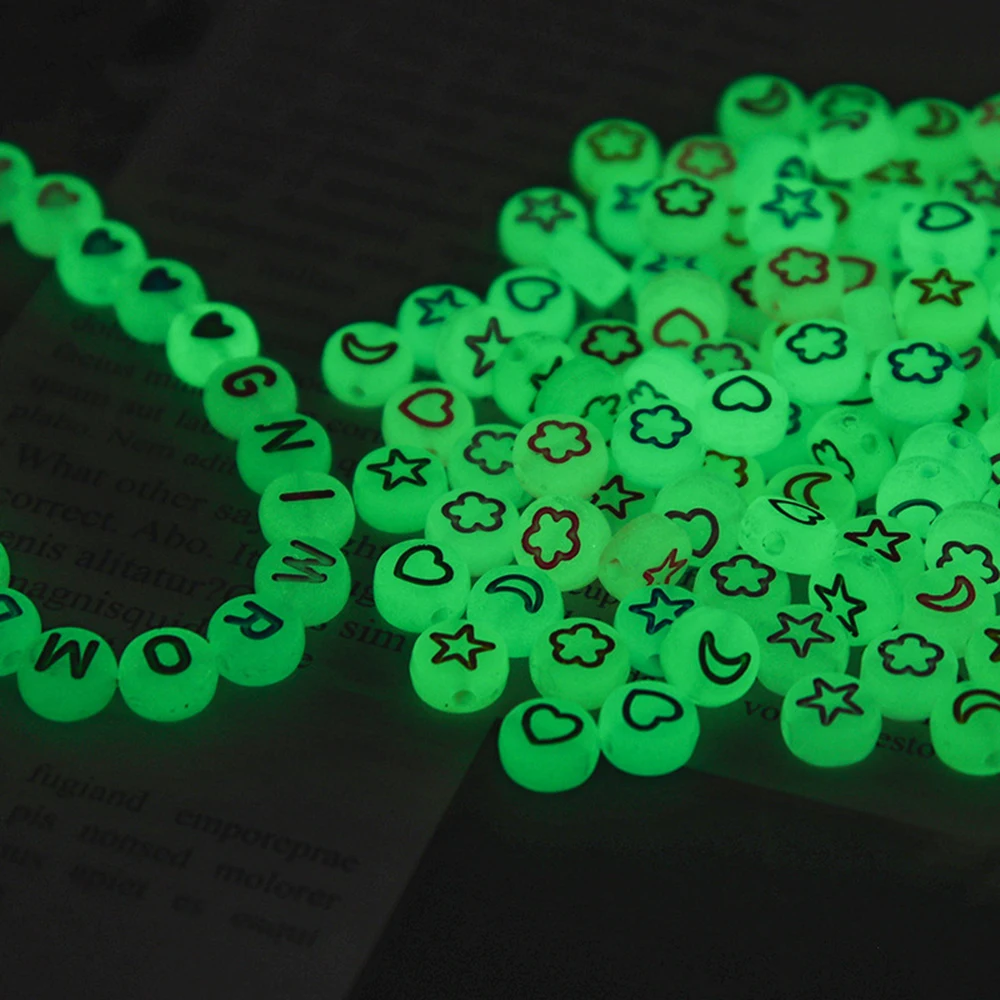 100 Stück 7mm Bunte Stern- und Mondperlen Leuchtende Perlen Abstandshalterperlen Leuchten im Dunkeln für Schmuckherstellung DIY Anhänger Armband Halskette – Detail 3