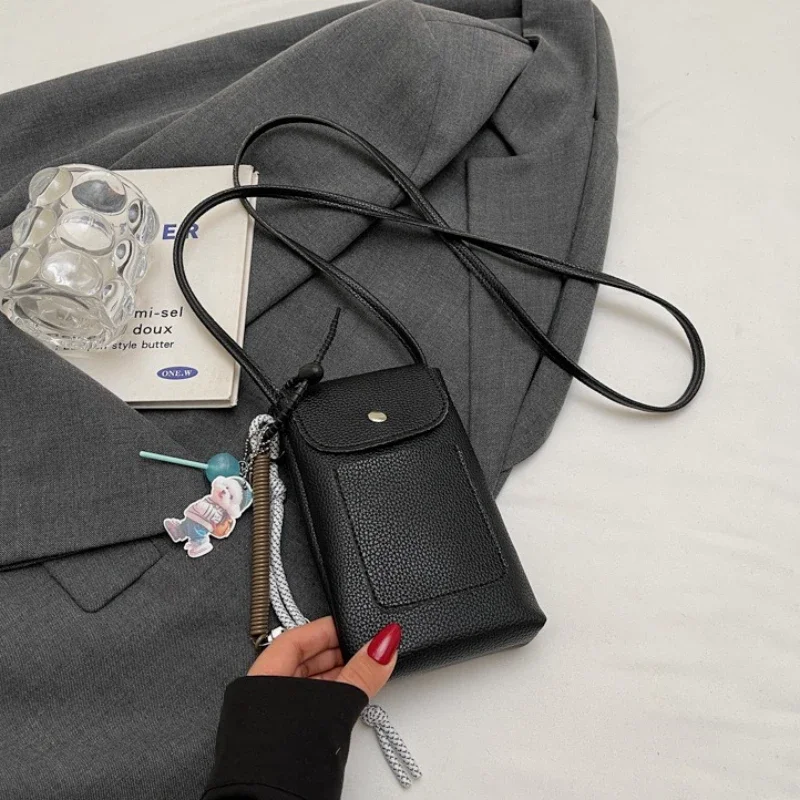 

New Designer Shoulder Bag Soft Leather Wallets for Woman Small Portable Change Bag Cellphone Purse for Female Cheap Woman's Bag