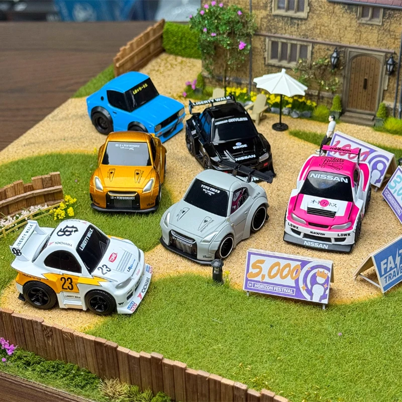 دييكاست الأصلي 1:64 مقياس Qube Carz R35 محاكاة سبيكة سيارة نموذج جمع الديكور لعبة هدية تذكارية العرض #2