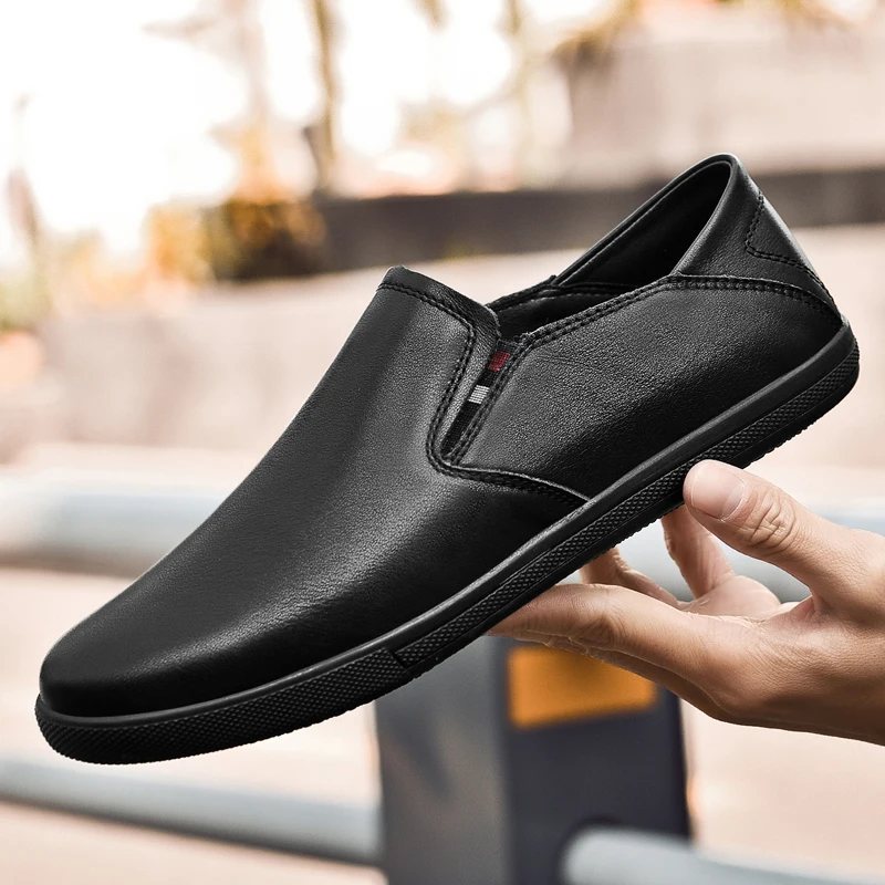 British Style White Loafers Slip-On Fashion Comfortable Soft Sole Casual Shoes Business Leather Shoes Genuine Leather Moccasins