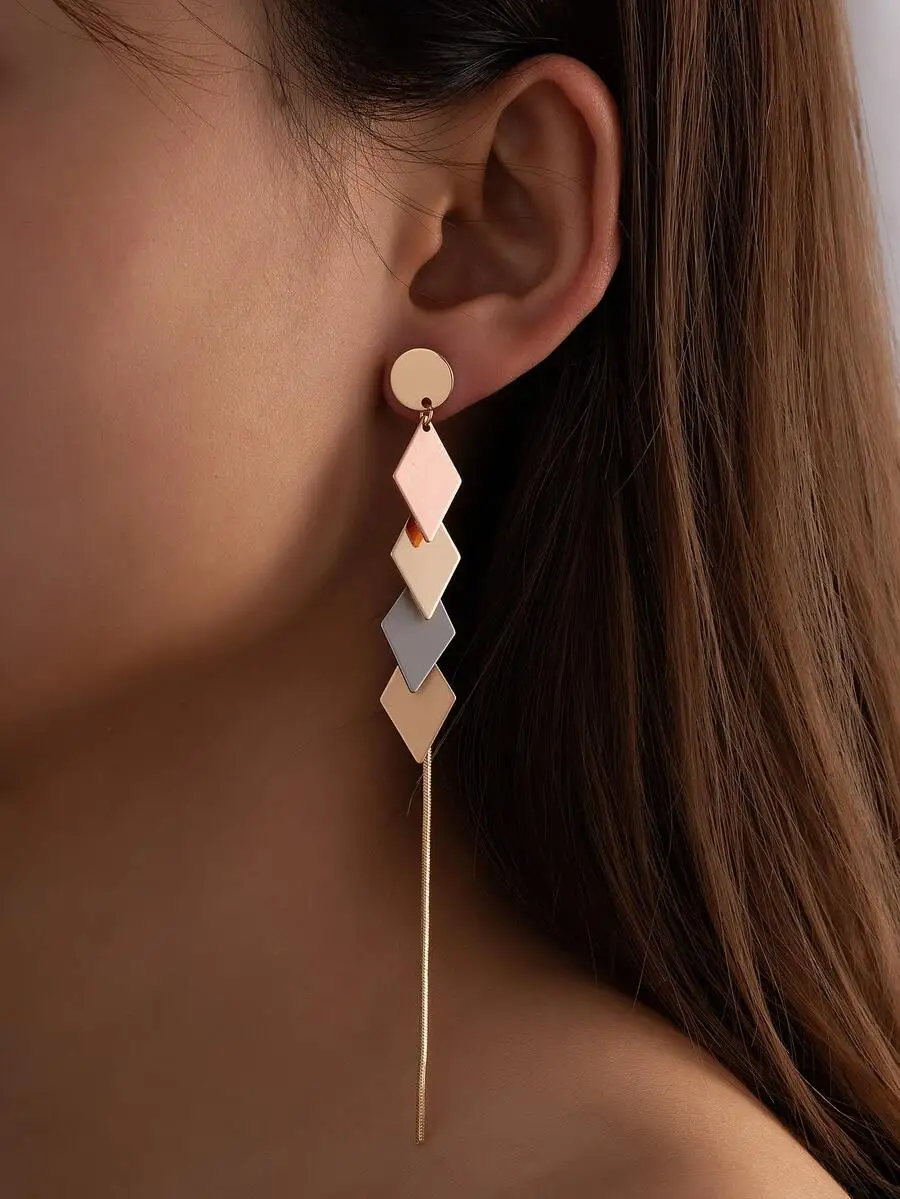 

Women Geometric Multicolor Drop Earrings With Tassel