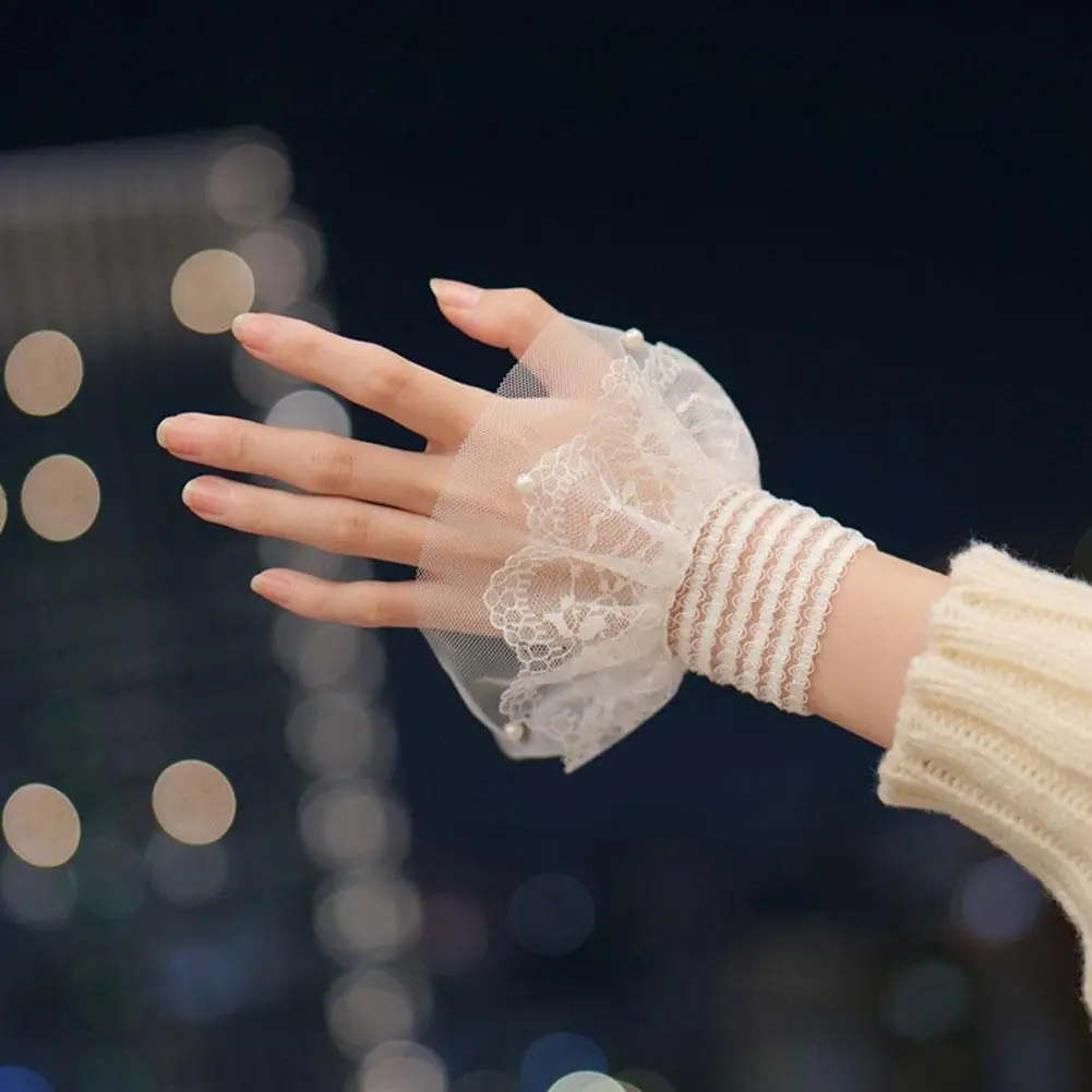 Detachable False Sleeves Black White Lace Flared Fake Cuffs Cool And Breathable Lovely Decorative Sleeves