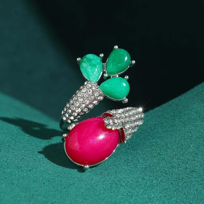 

Vintage Rose Red Rings For Woman Green Rhinestone Banquet Luxury Retro Natural Stone 2026 Jewelry Silver Color Accessories Brand