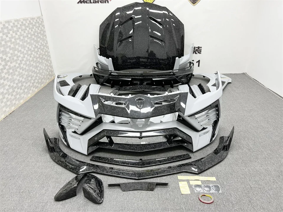 Kit corpo largo stile M per Lamborghini URUS 2018-2019 paraurti anteriore in fibra di carbonio a secco paraurti posteriore gonna laterale spoiler posteriore rivestimento del corpo