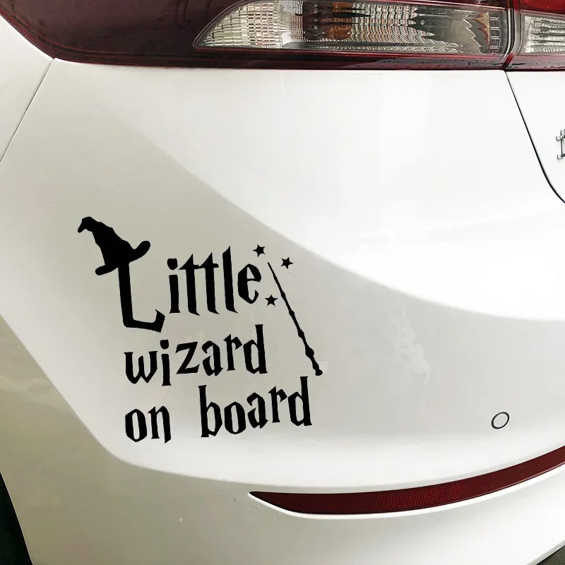 LITTLE WIZARD ON BOARD Naklejka na tylną szybę samochodu Naklejki winylowe 17,8 cm * 17,5 cm — zdjęcie 7
