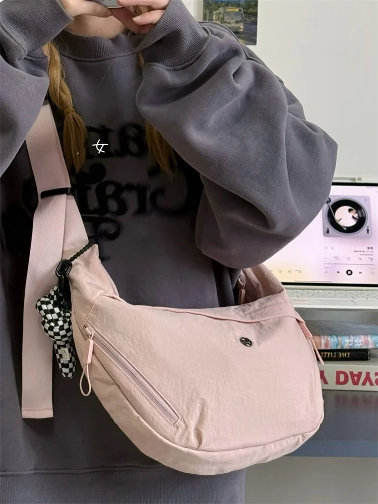 

Lightweight Canvas Crossbody Bag Large Capaci Commuter Sports Sle Dumpling ape Sweet College Sle with Inner ket