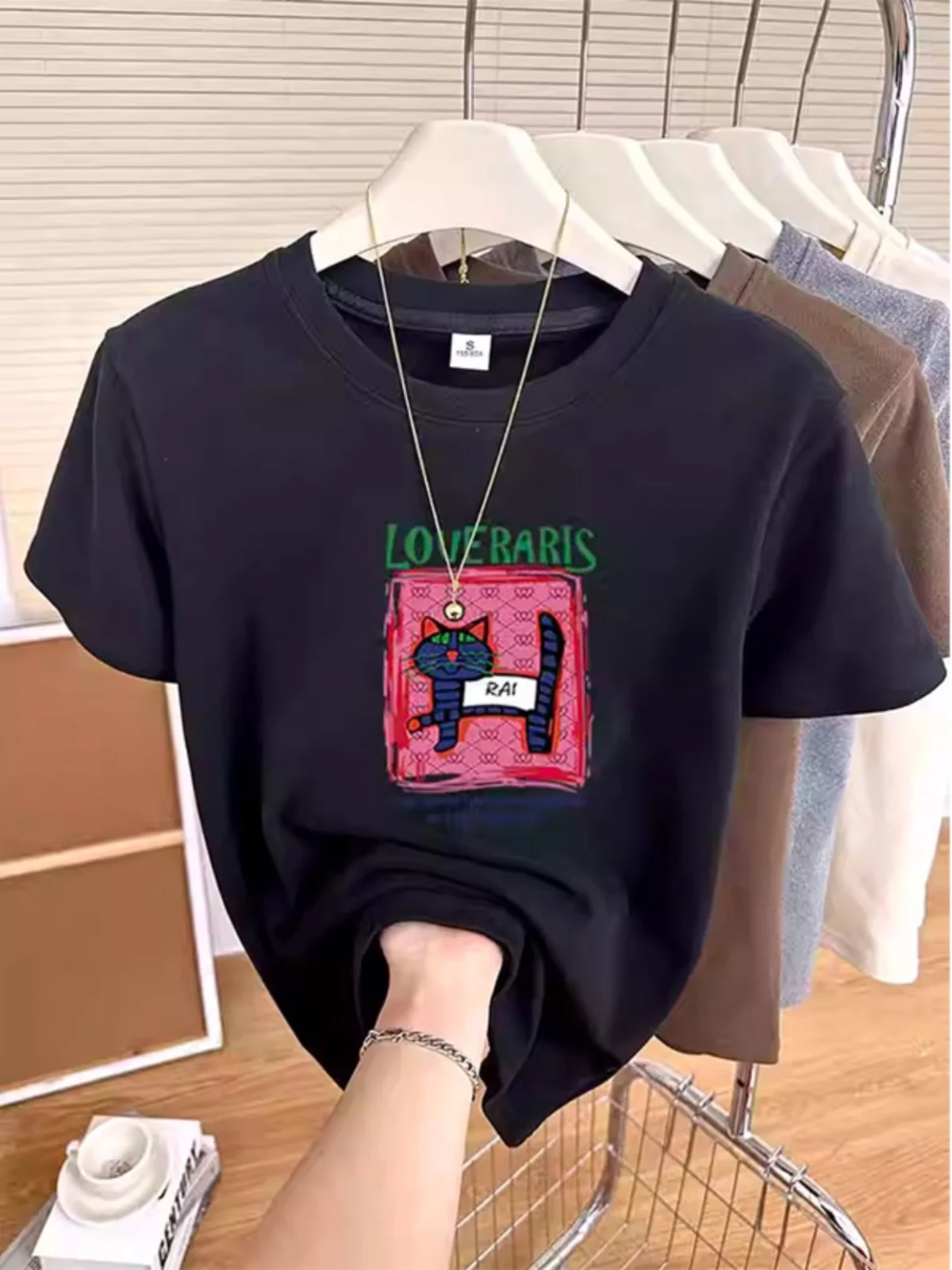 

White Brued Cotton ort Sve Base irt Женская футболка Thiened Faionable Универсальный топ на весну, лето и осень