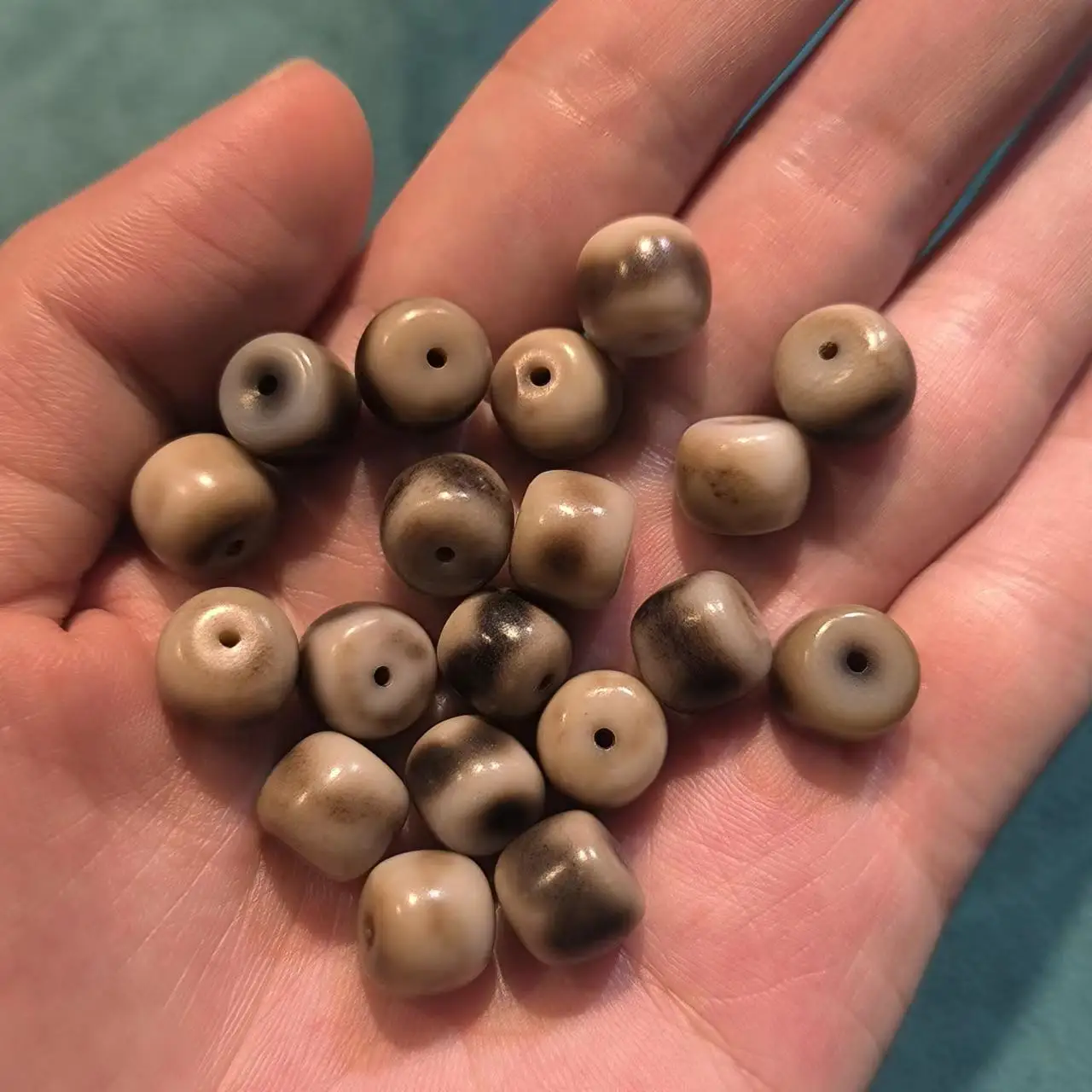 10pcs/lot natural agate barrel beads dark grey cute fine Accessories Weathered Horseshoe precious Various patterns gem jewelry