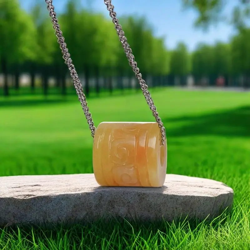 

Myanmar Laokeng Jade Pure Natural Glutinous Seed Huang Fei Road Passepartout Pendant Versatile Fashion Fine Carving