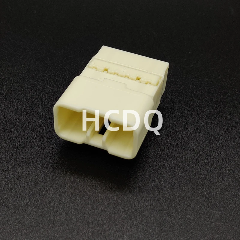 10 PCS Original and genuine 7282-1100 automobile connector plug housing supplied from stock