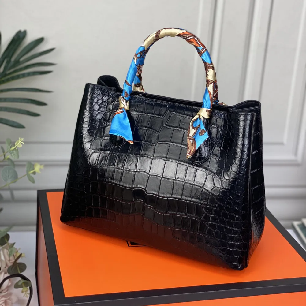Genuine crocodile leather belly leather women's handbag authentic crocodile leather women's large-capacity women's bag