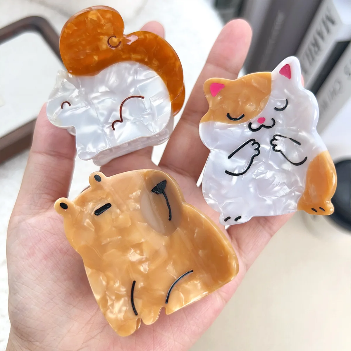 NEW Cute Little Pet Hair Claw Chipmunk Cat Capybara Eco-Friendly Material Hair Claw Clips Hair Accessories for Women Girls