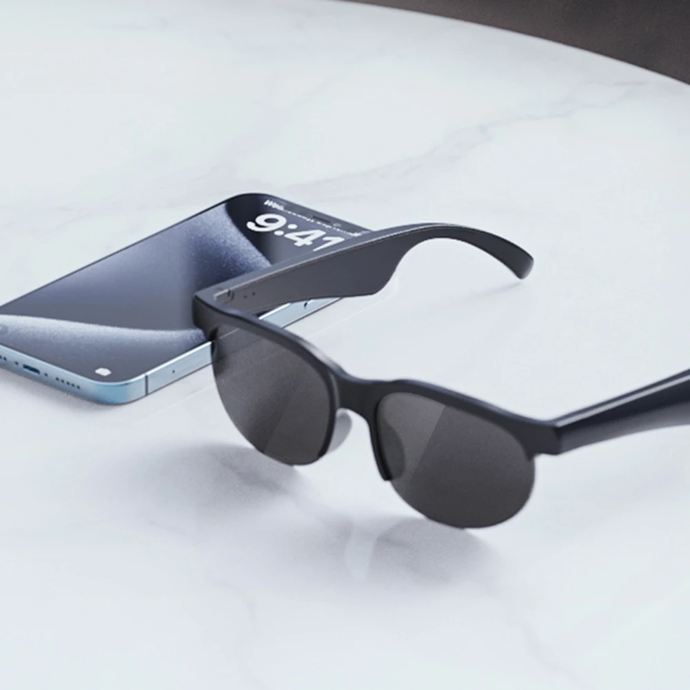 Occhiali da traduzione intelligenti AI Microfono incorporato Altoparlanti Auricolari Occhiali Occhiali da sole musicali Cuffie wireless per uomo Donna