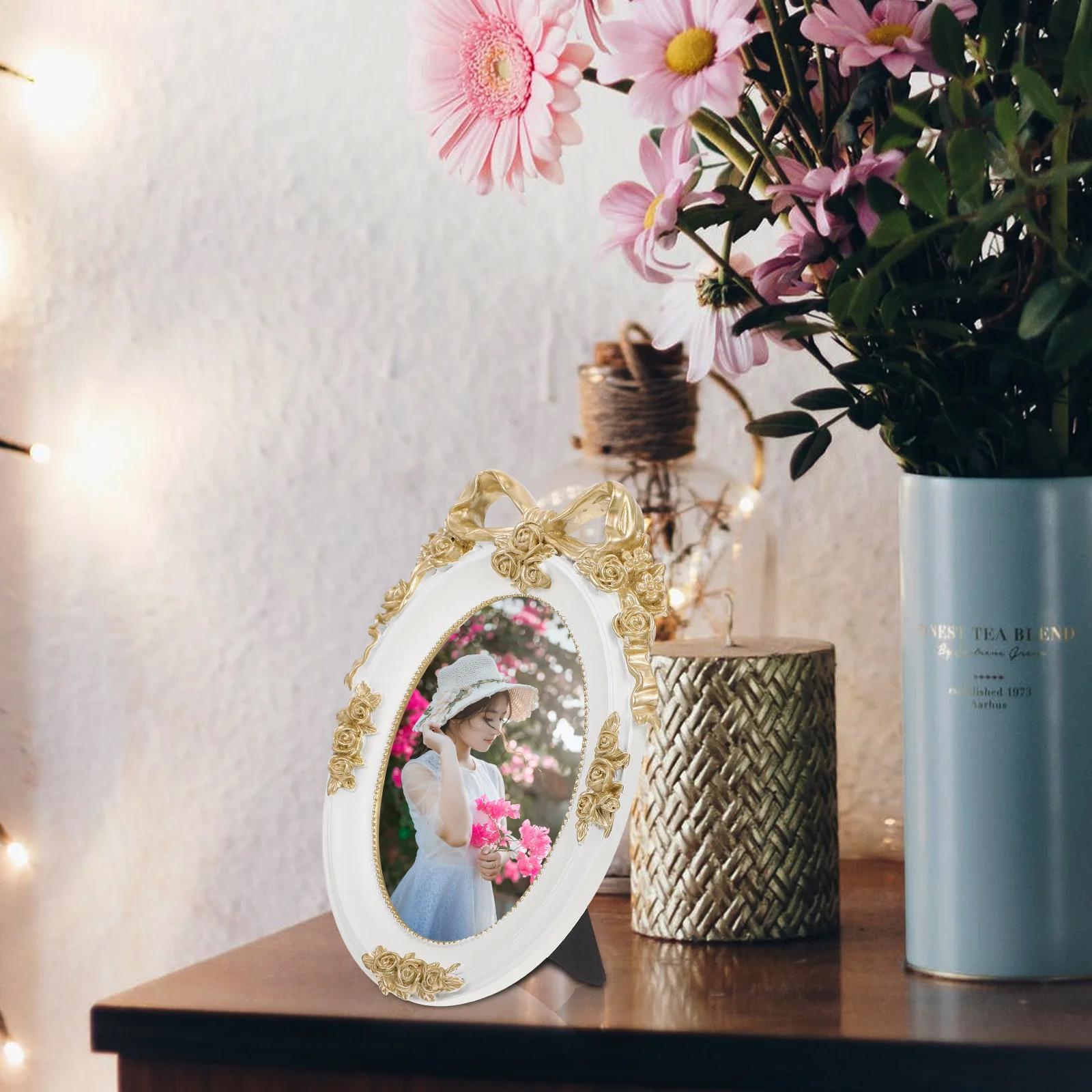 

Retro Vintage Resin Picture Frame with Bow Ornament Desk Photo Frame Decoration for Bedroom Study Kitchen Decoration