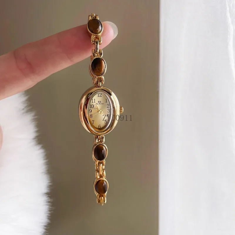 Novo chinês oval pequeno mostrador escala digital relógio estilo retro pulseira relógio de quartzo feminino