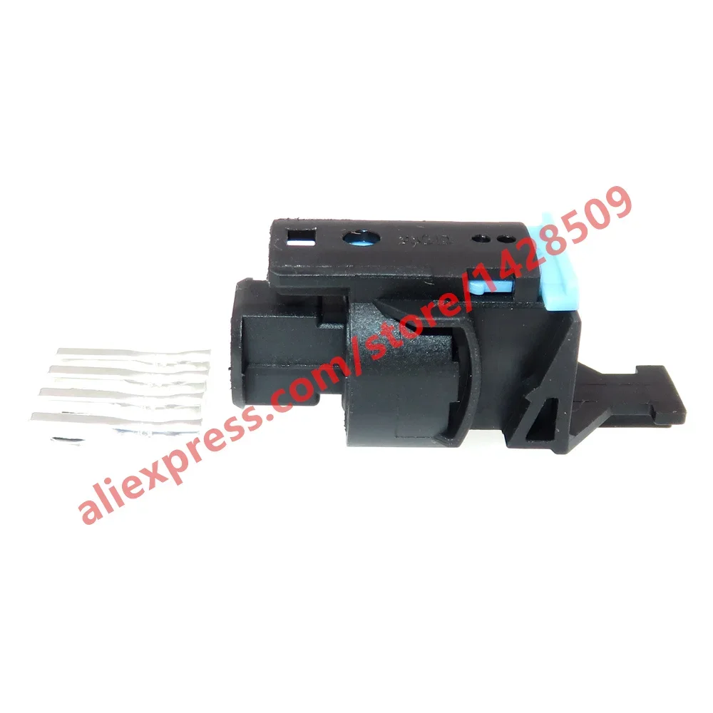 1 Set 4 Pin Car External Handle Inductor Doorknob Cable Socket 1718109-1 3C0973704 Miniature Connector