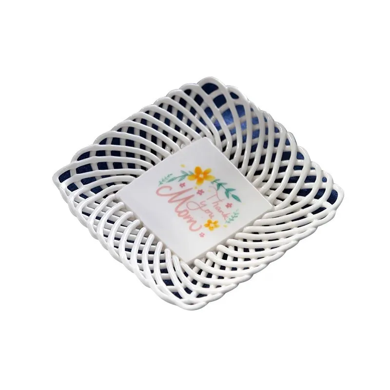 

Hand-woven ceramic jewelry plate, fruit hollow ceramic home ornament storage plate