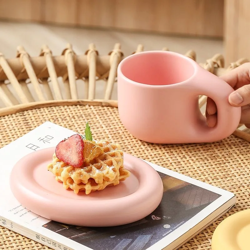 Creative chubby ceramic cup and saucer set, big handle design ins wind mug, macaron breakfast coffee