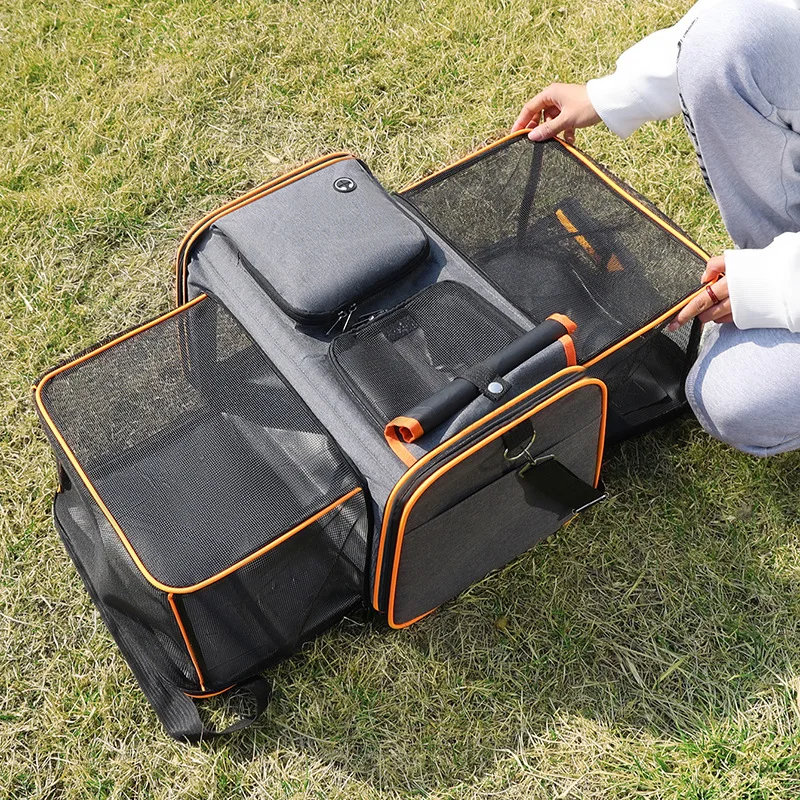 

Large Capacity Foldable Cat Carrier Bag, Breathable Portable Pet Travel Bag Pet Carrier Bag for Two Cats Outdoor Pet Supplies