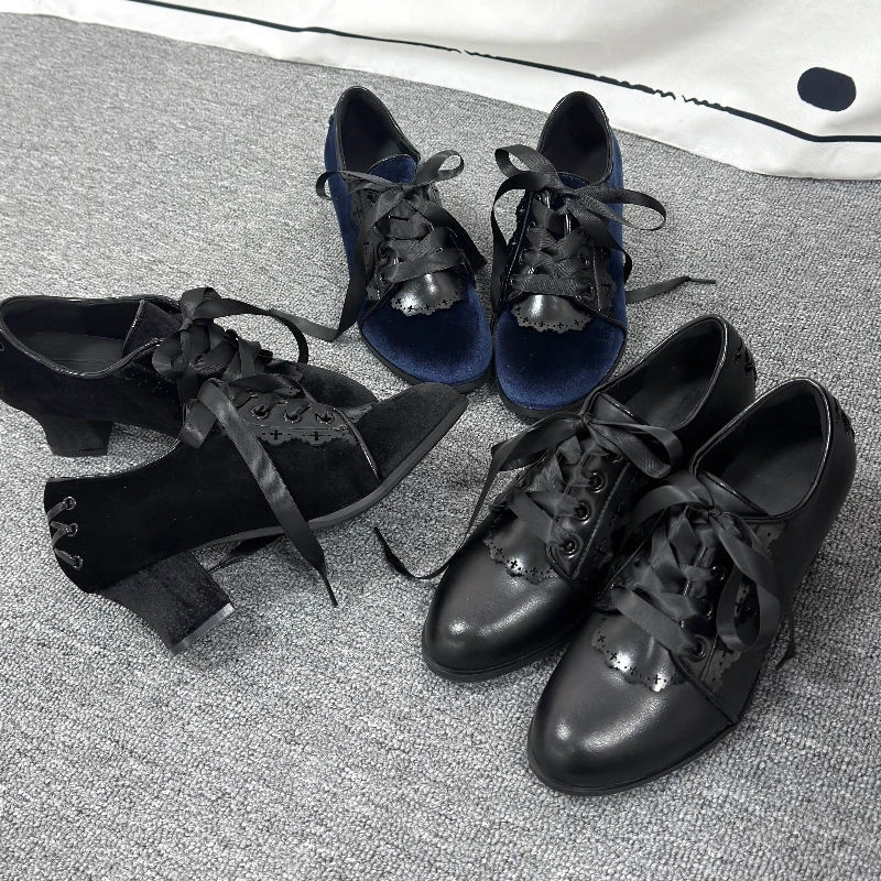 Gothic Lo Shoes Women Block Heel Round Toe Lace Up Pumps Velvet Splicing Lace Trim Vintage Victorian Cosplay Party Dress Shoes