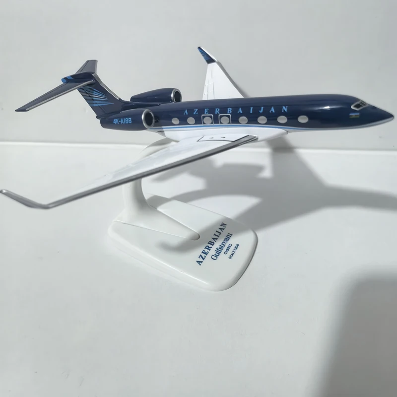 Modellino Aereo JASON TUTU Azerbaijan Airlines Gulfstream G650 in Scala 1/200, Regalo per Appassionati di Aviazione