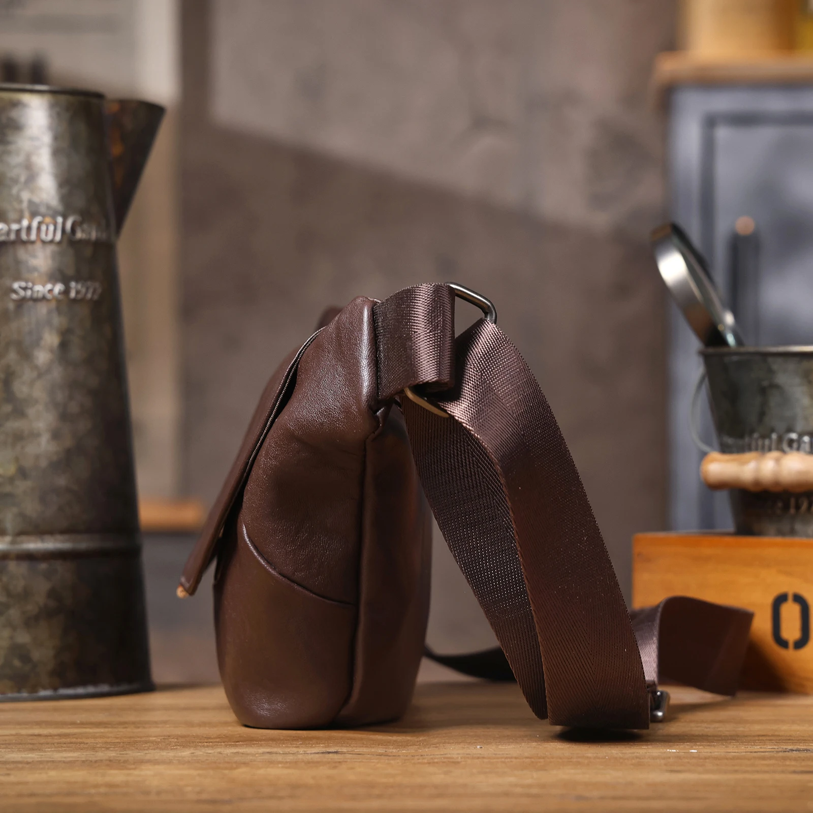 S.WORKER Herren-Umhängetasche aus echtem Leder, Umhängetaschen, einfache Rindsledertasche, pflanzlich gegerbtes Oberschichtleder, modisch, lässig – Detail 18
