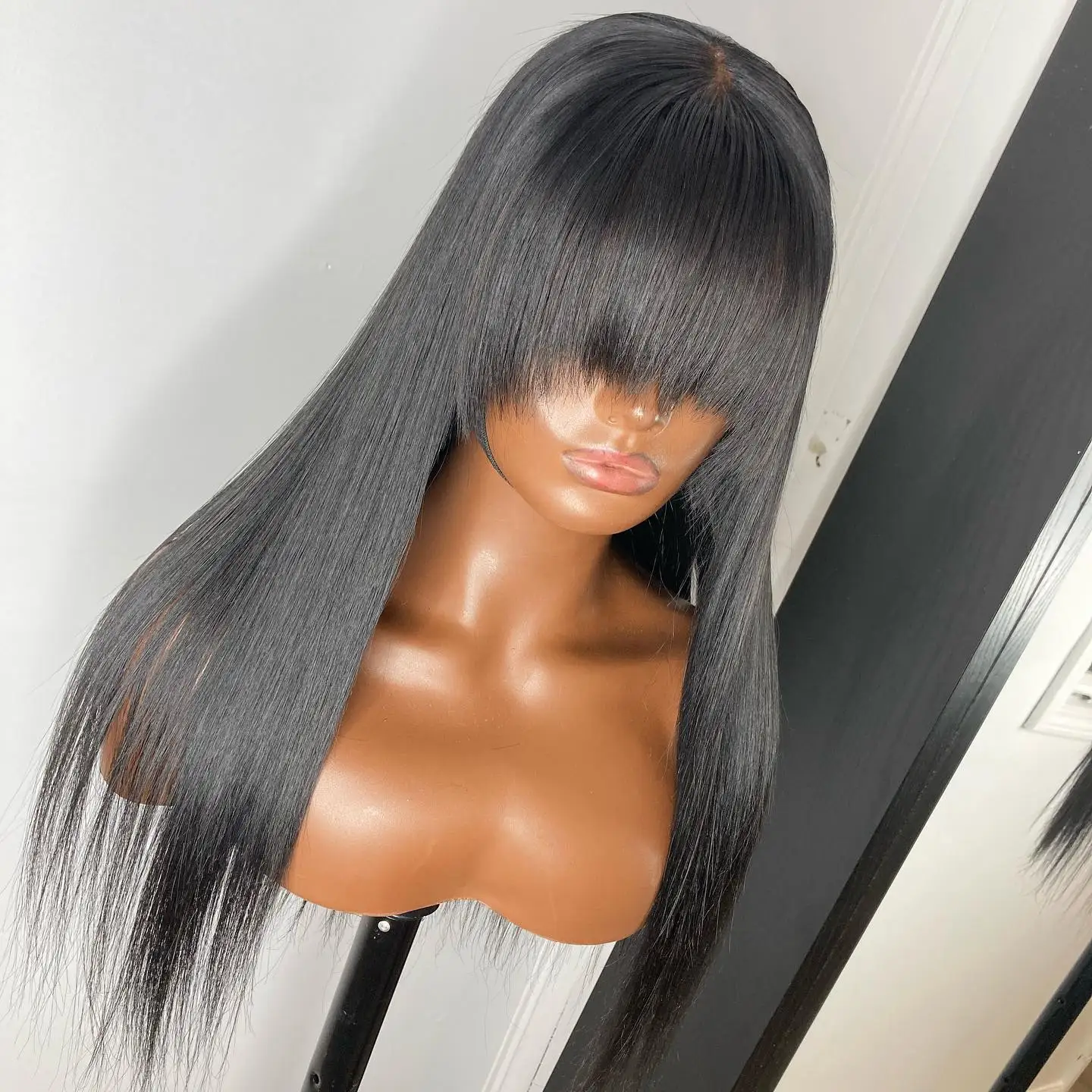 

Soft Natural Black 26 Inch Long Straight Machine Wig With Bangs For Black Women High Temperature Fiber Cosplay Glueless Daily