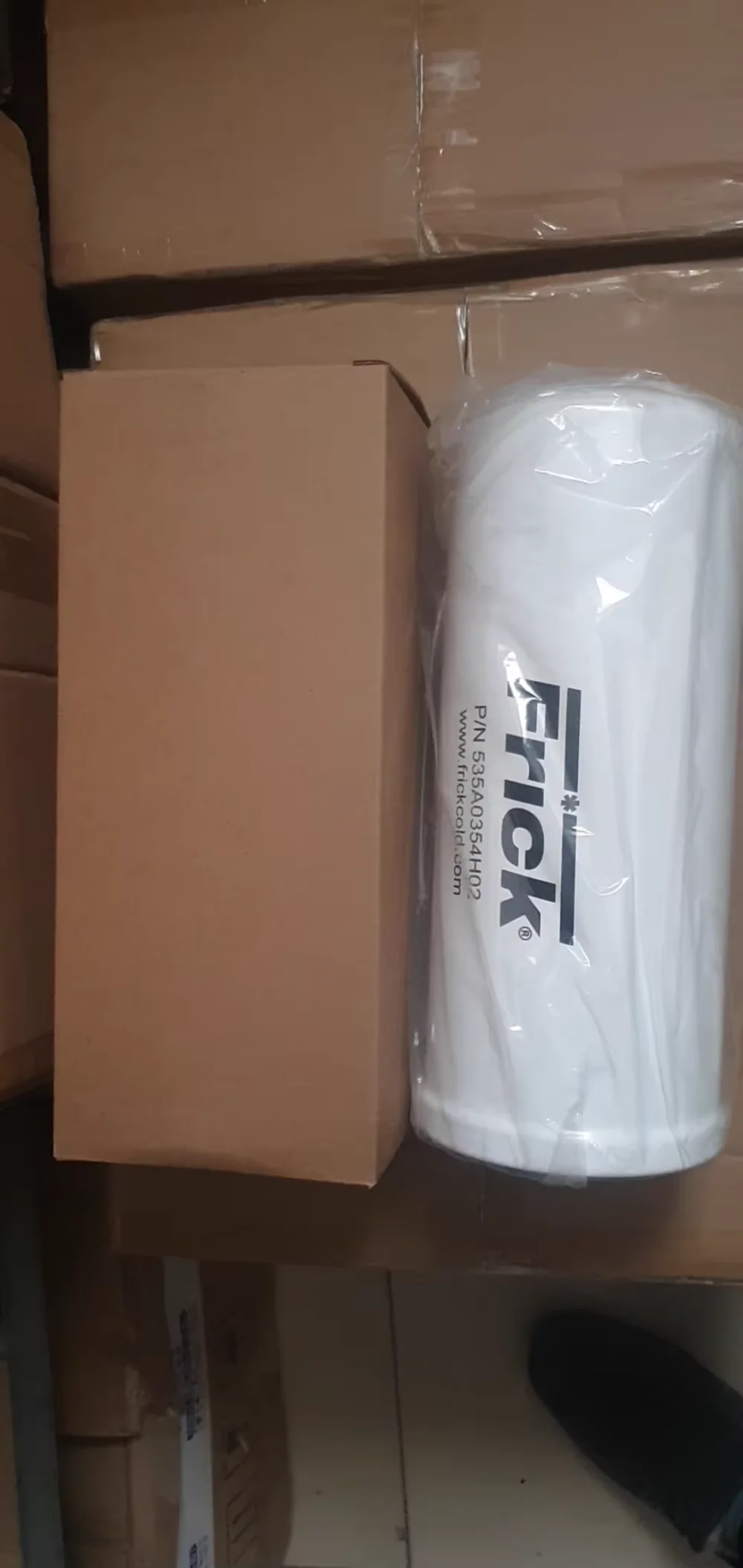 

Промышленный масляный фильтр York для холодильного оборудования 535A0354H02