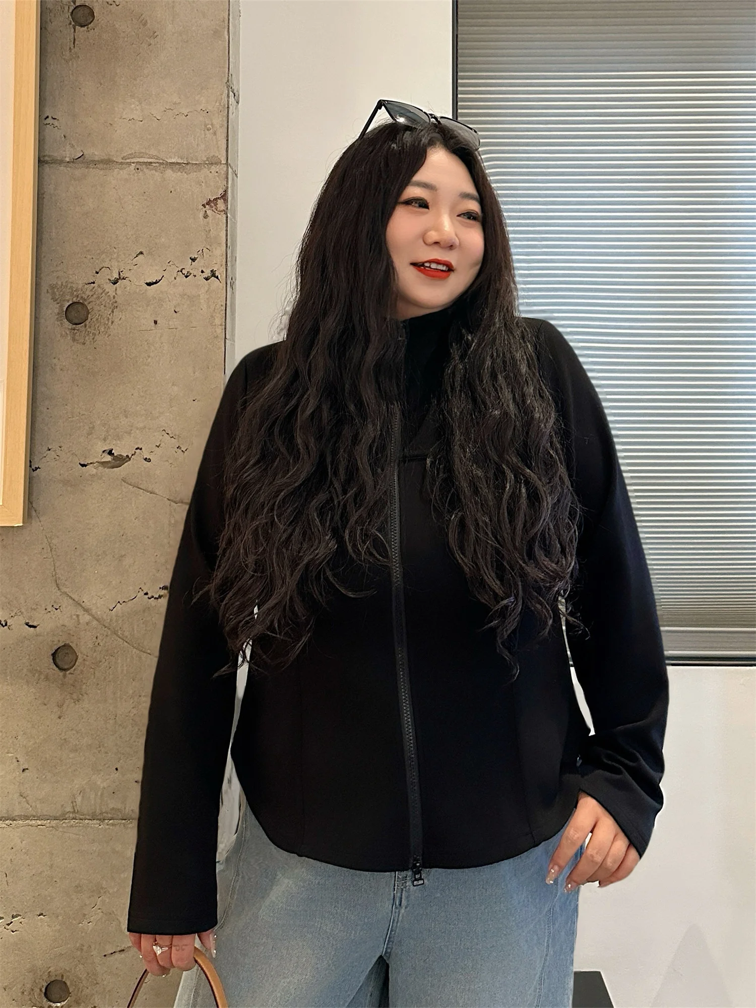 

Модная одежда для йоги, приталенная куртка с воротником-стойкой на молнии, женская весенняя новинка больших размеров, удобная повседневная верхняя одежда