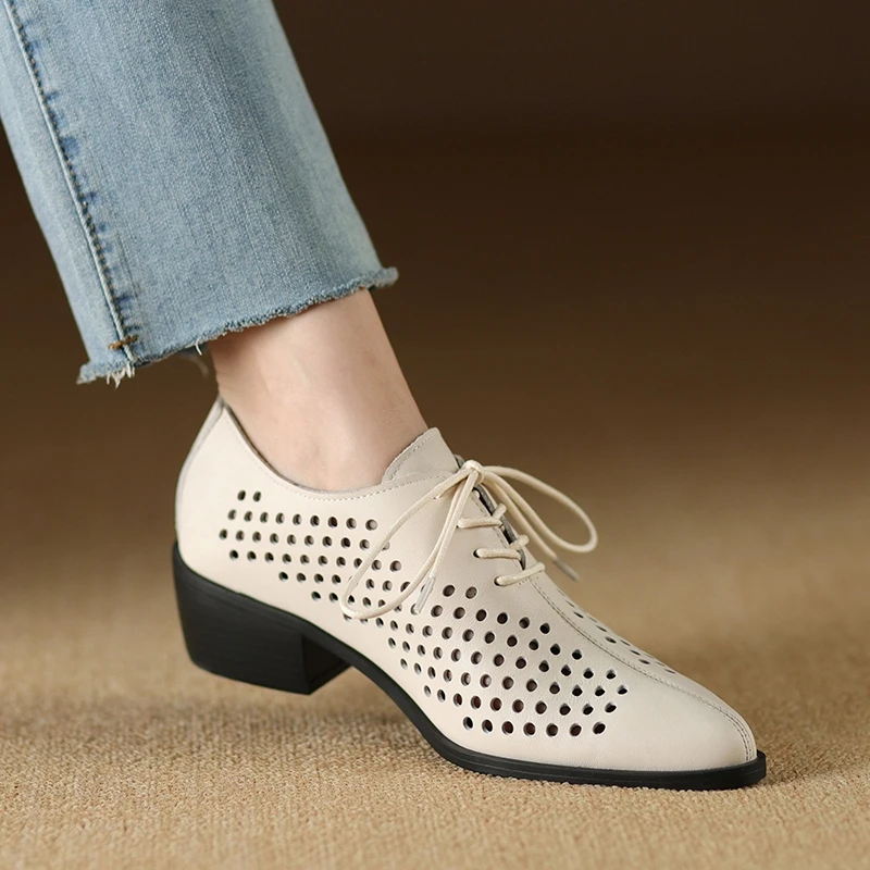 Women's New Spring and Autumn Pointed Lace up Genuine Leather Cowhide Comfortable Middle Heel Perforated Muller Single Shoes